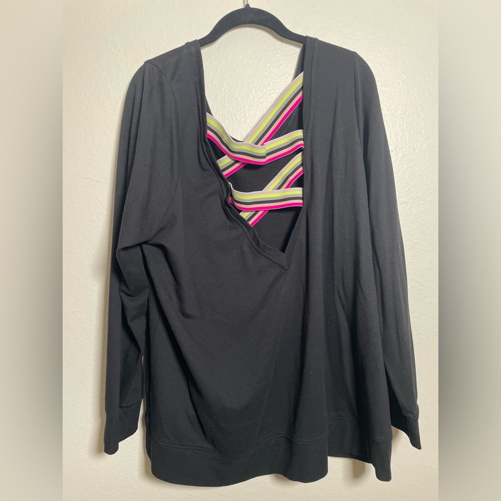 Torrid 3x Active Top Long Sleeve Criss Cross Neon Back